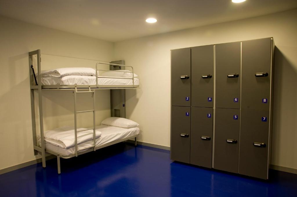 Bbk Bilbao Good Hostel Phòng bức ảnh