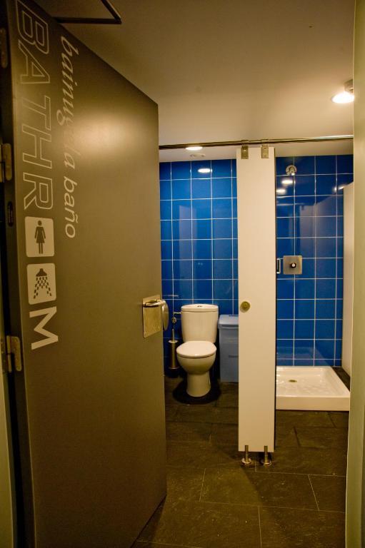 Bbk Bilbao Good Hostel Ngoại thất bức ảnh