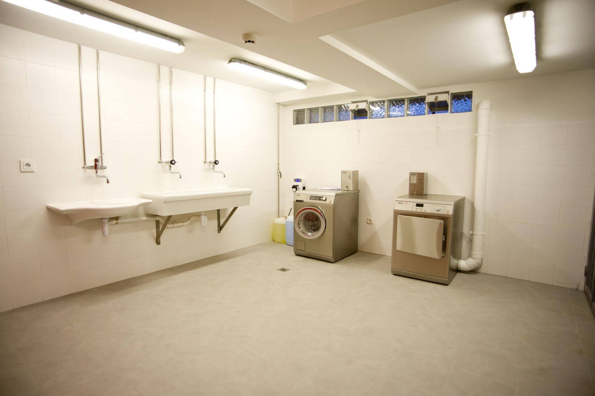 Bbk Bilbao Good Hostel Ngoại thất bức ảnh