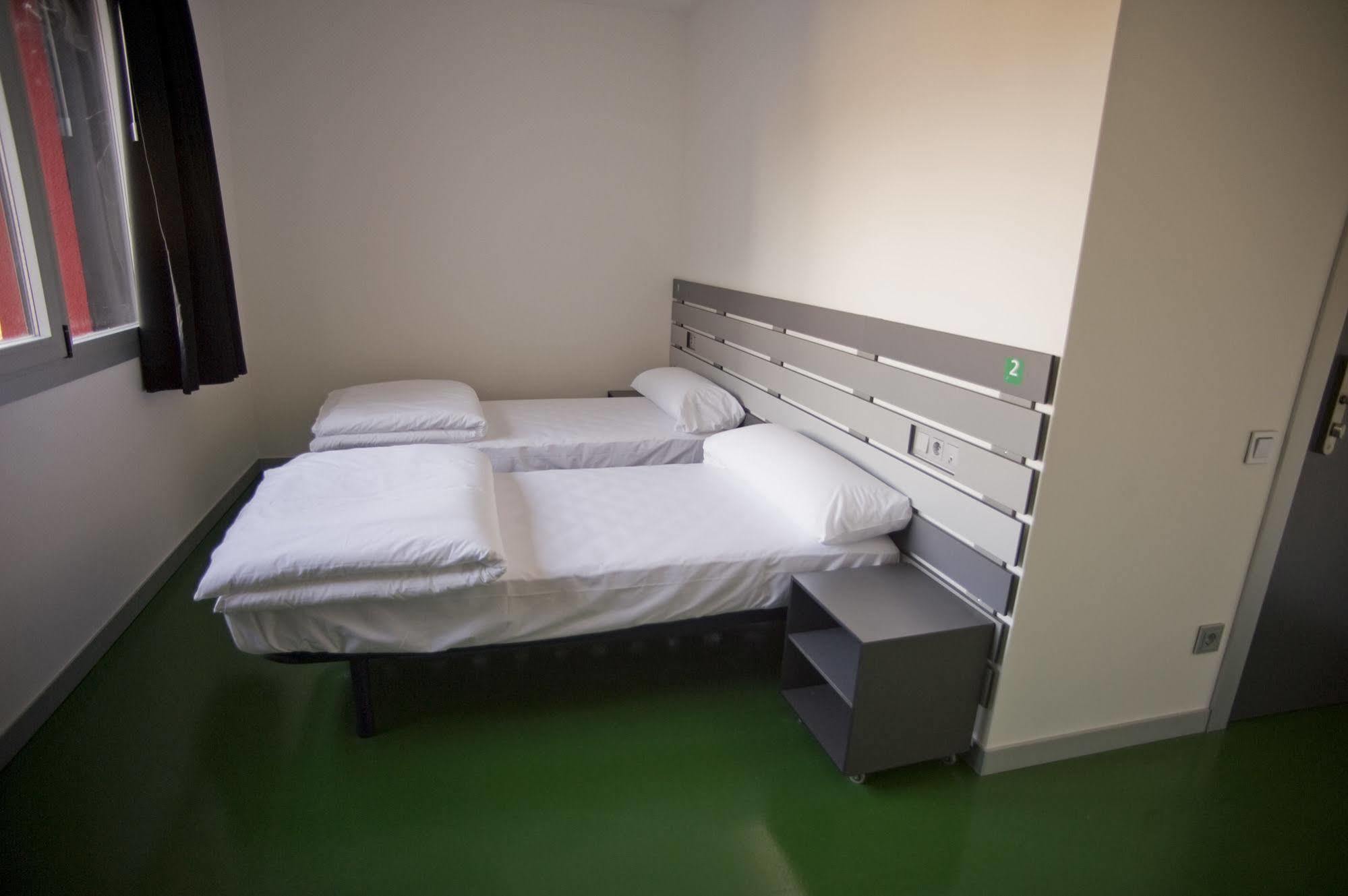 Bbk Bilbao Good Hostel Ngoại thất bức ảnh
