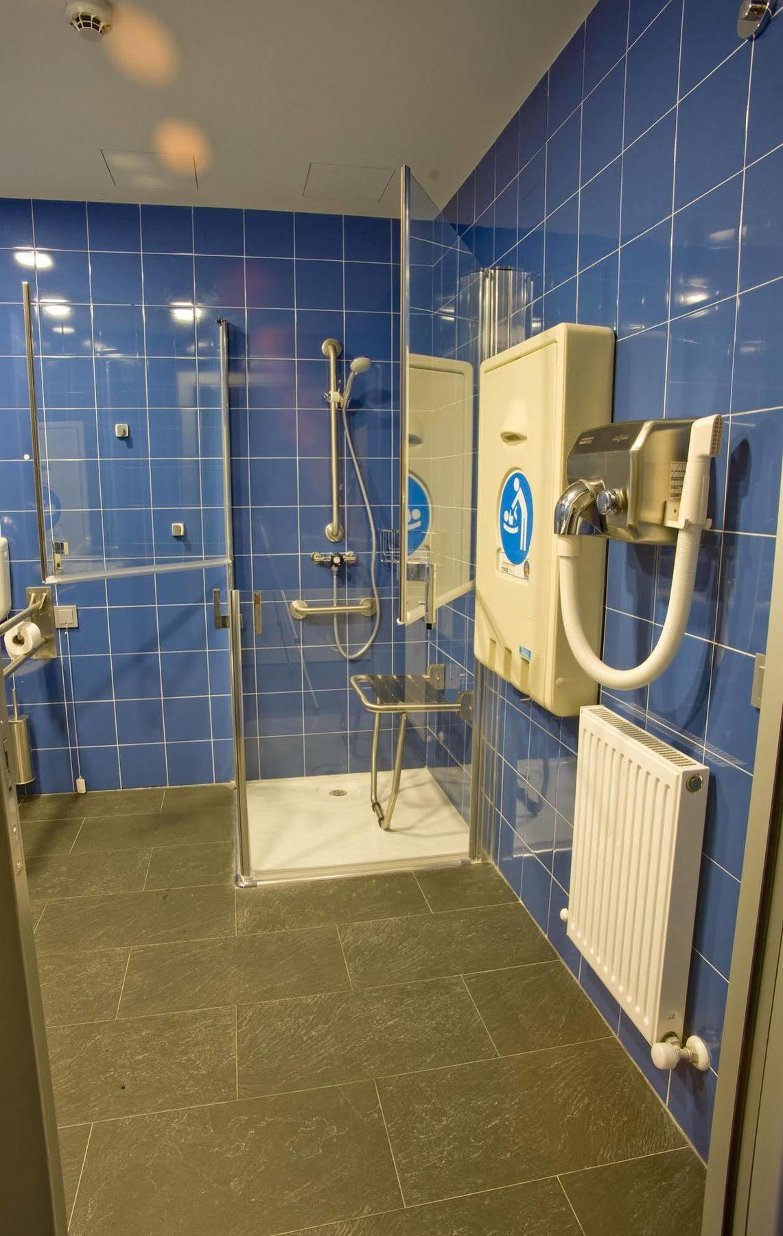 Bbk Bilbao Good Hostel Ngoại thất bức ảnh