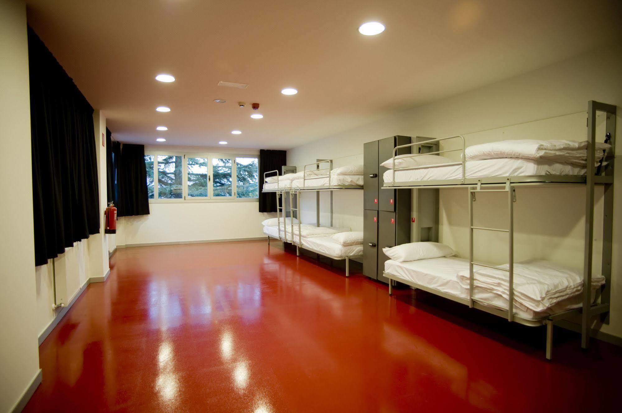 Bbk Bilbao Good Hostel Ngoại thất bức ảnh