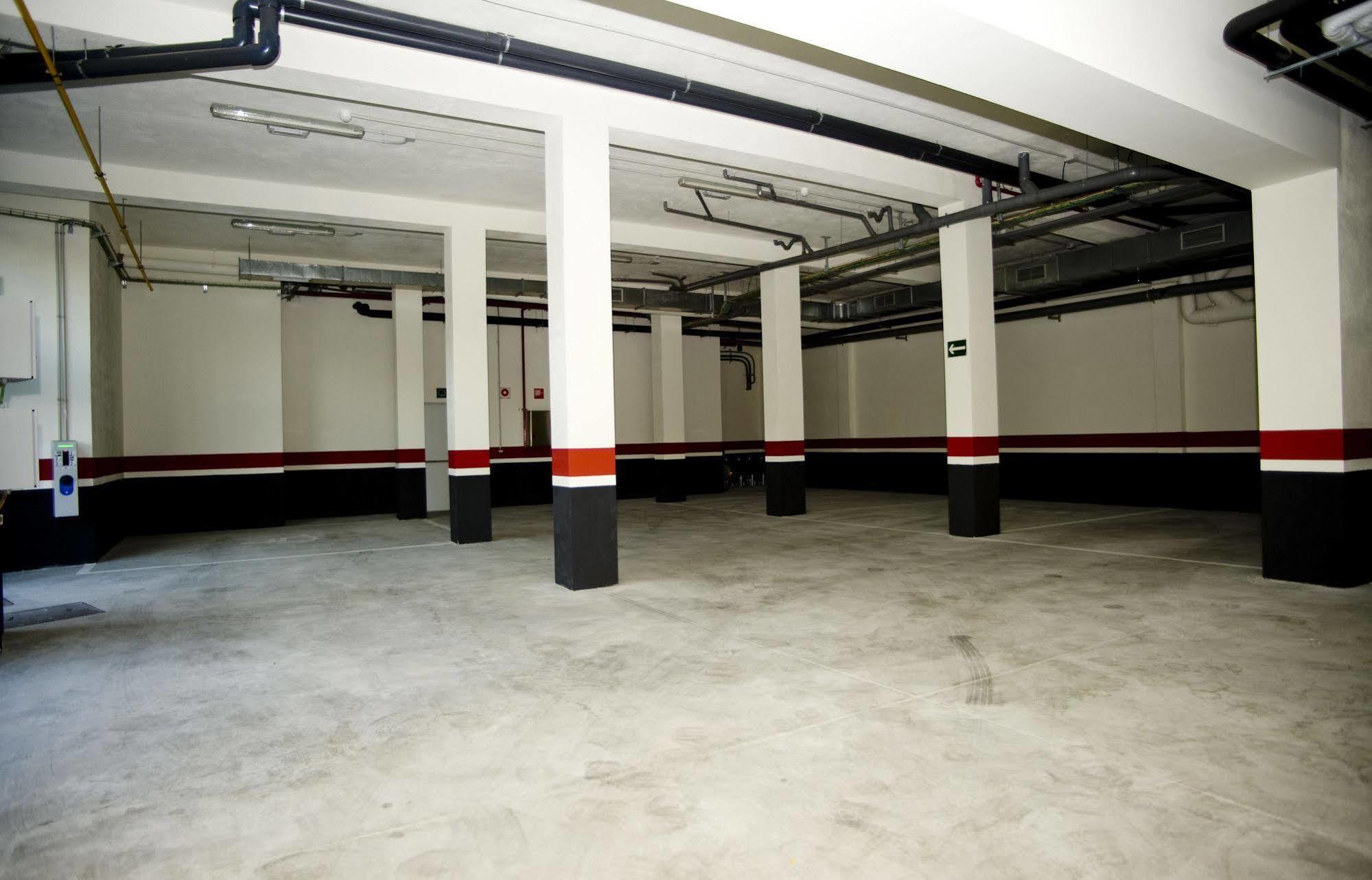 Bbk Bilbao Good Hostel Ngoại thất bức ảnh