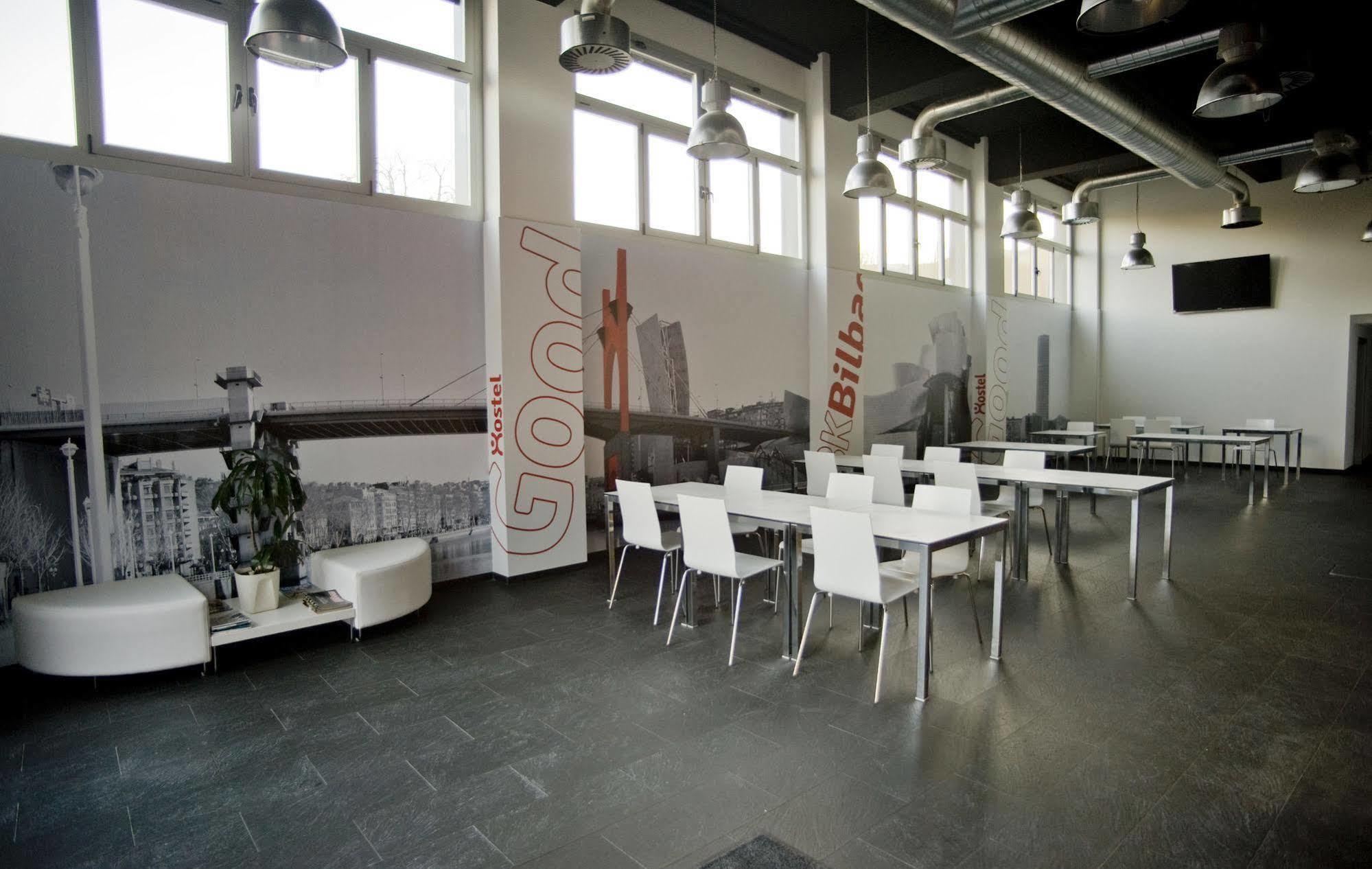 Bbk Bilbao Good Hostel Ngoại thất bức ảnh