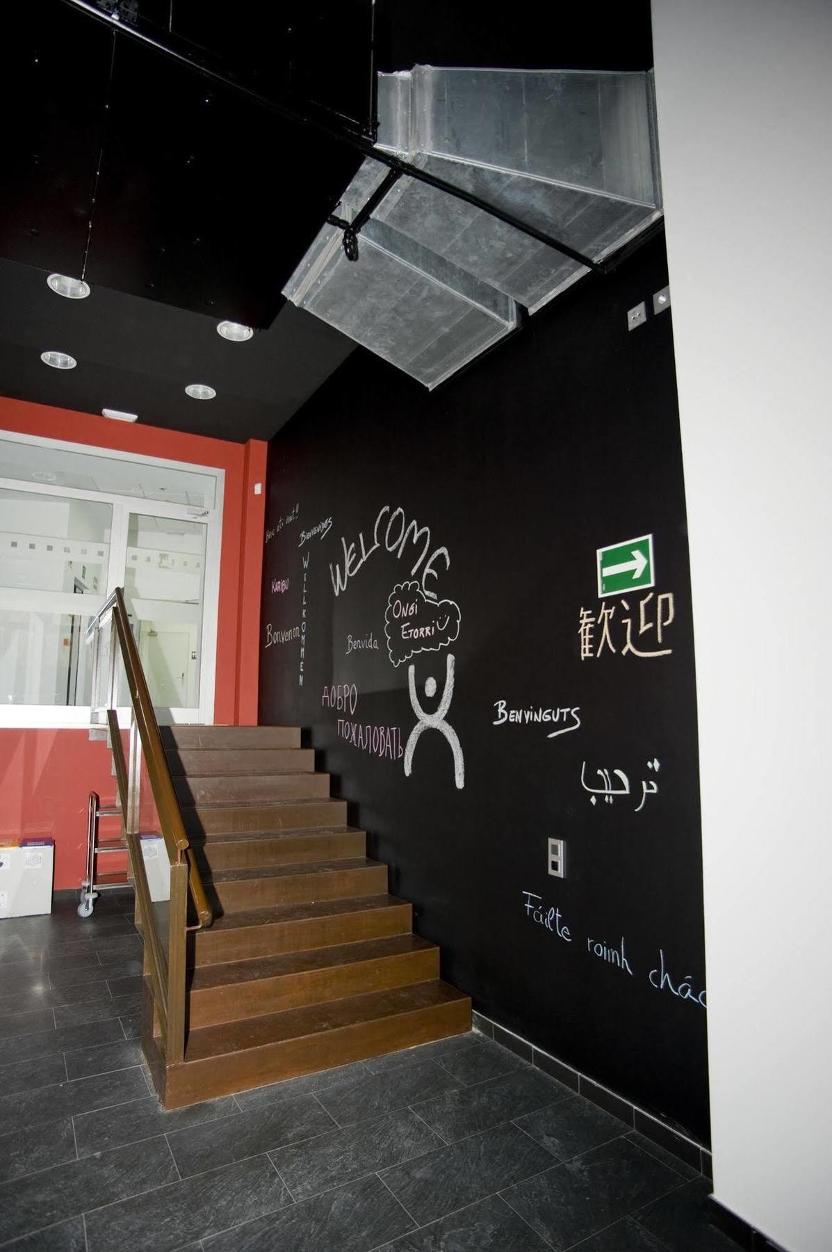 Bbk Bilbao Good Hostel Ngoại thất bức ảnh